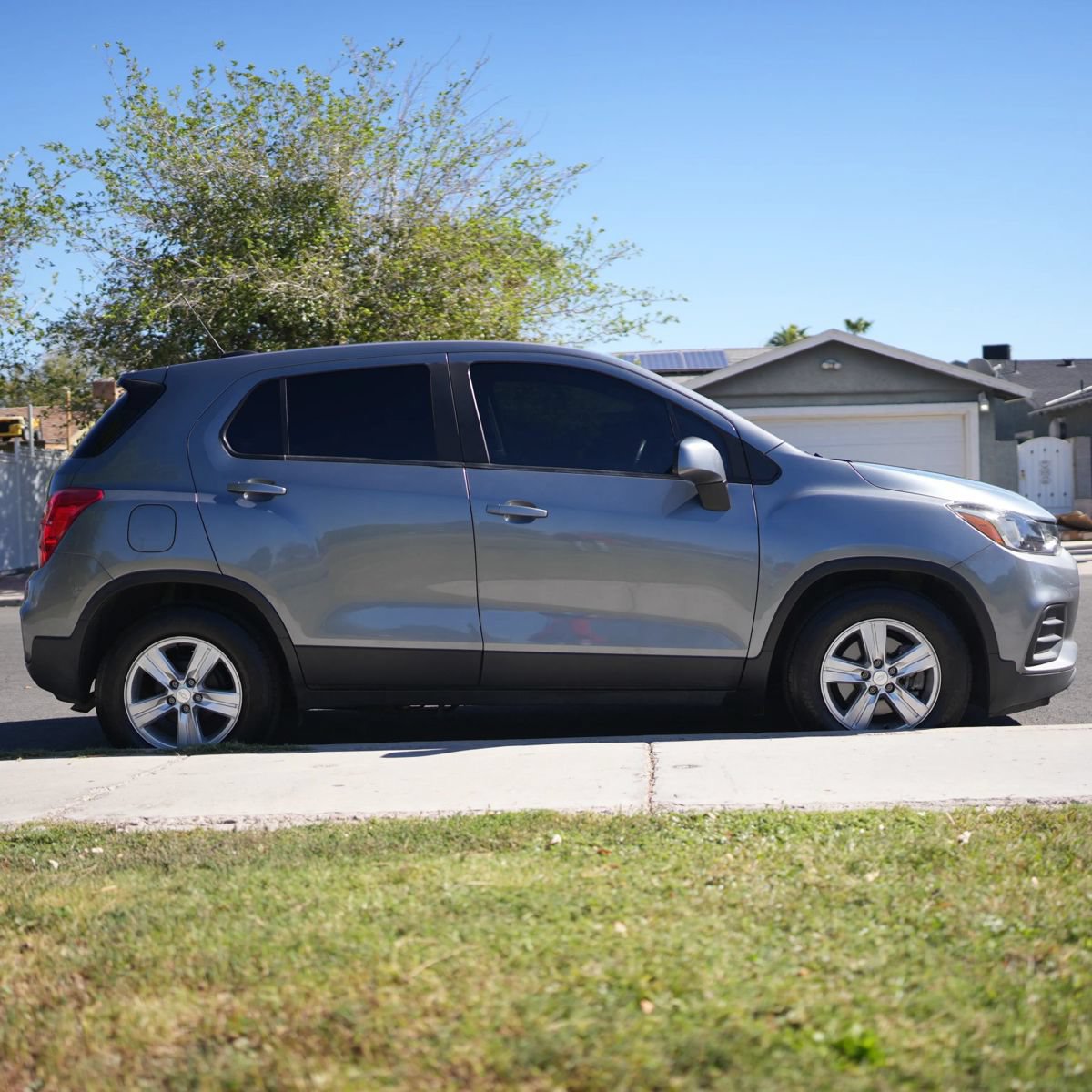 Used 2020 Chevrolet Trax LS FWD image 14