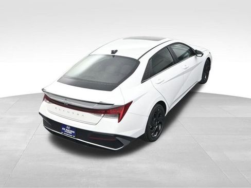 New 2026 Hyundai Elantra SEL Sport Premium FWD image 28