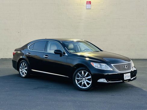 Used 2007 Lexus LS 460 L image 2