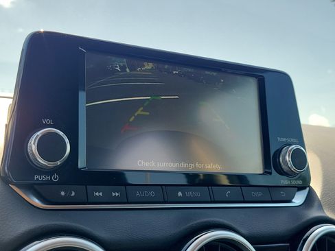 Used 2025 Nissan Sentra S image 25