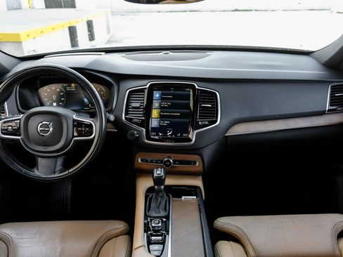 Used 2018 Volvo XC90 T6 Inscription w/ Convenience Package AWD/4WD image 17