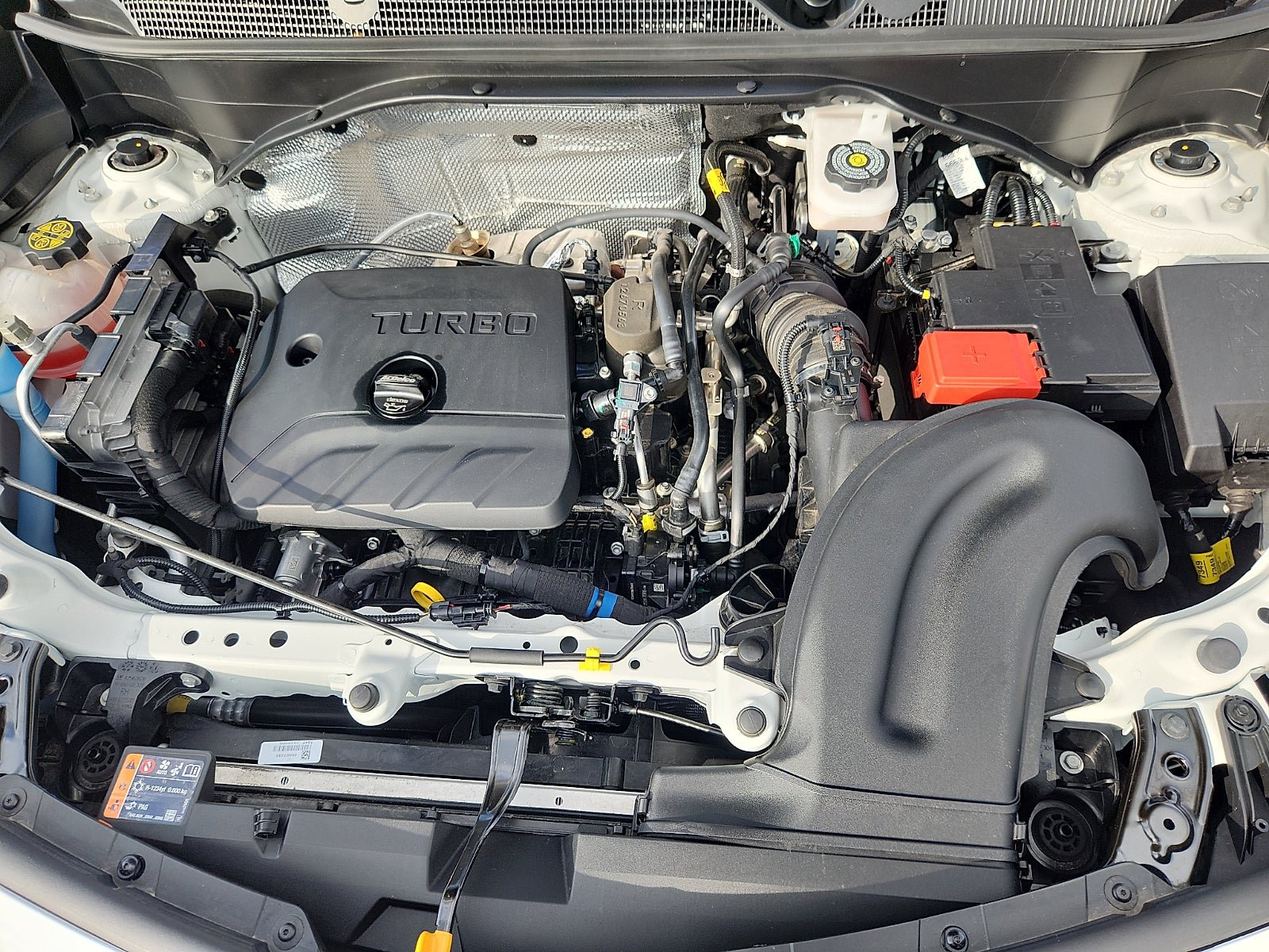 Certified 2024 Buick Encore GX Preferred FWD image 28