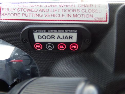 Used 2011 Ford E-350 and Econoline 350 Super Duty w/ Shuttle Bus Prep Pkg image 33