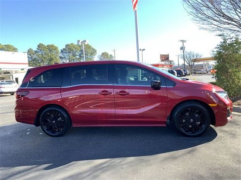 Used 2025 Honda Odyssey Sport-L image 9