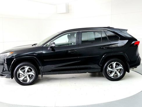 Used 2024 Toyota RAV4 SE w/ Weather & Moonroof Package AWD/4WD image 3
