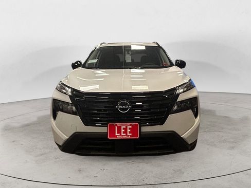 New 2026 Nissan Rogue SV AWD/4WD image 8