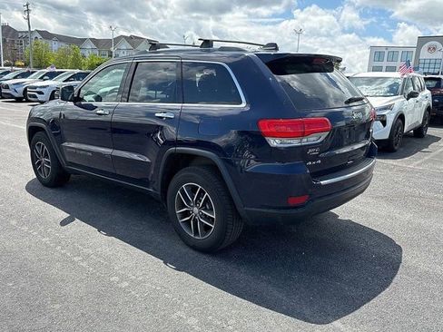 Used 2018 Jeep Grand Cherokee Limited AWD/4WD image 4