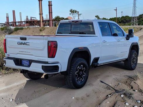 Used 2024 GMC Sierra 2500 Denali Ultimate AWD/4WD image 6