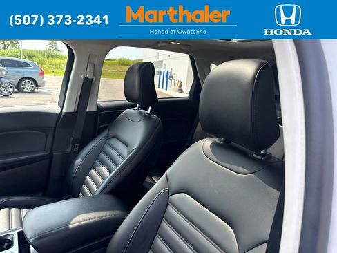 Used 2021 Ford Edge SEL w/ Convenience Package AWD/4WD image 10