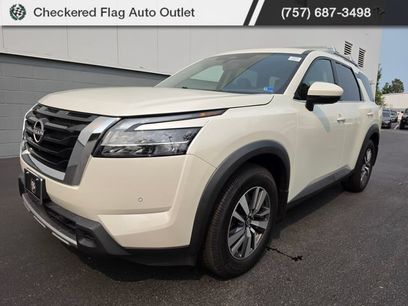 Used 2024 Nissan Pathfinder SL