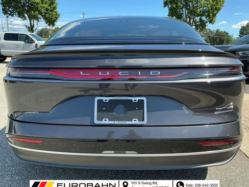 Used 2024 Lucid Air Touring AWD/4WD image 4