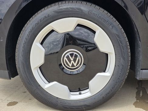New 2025 Volkswagen ID. Buzz Pro S image 8