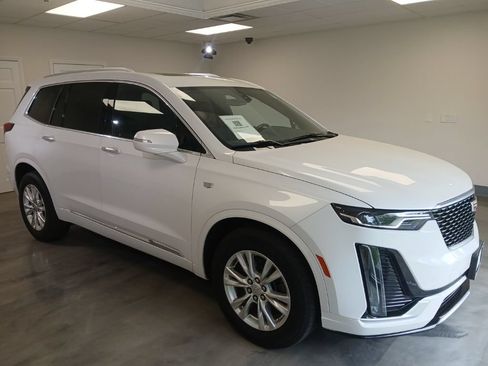 Used 2024 Cadillac XT6 Luxury AWD/4WD image 1