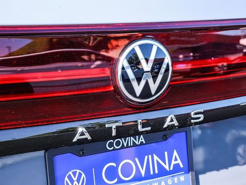 New 2026 Volkswagen Atlas Peak Edition image 11