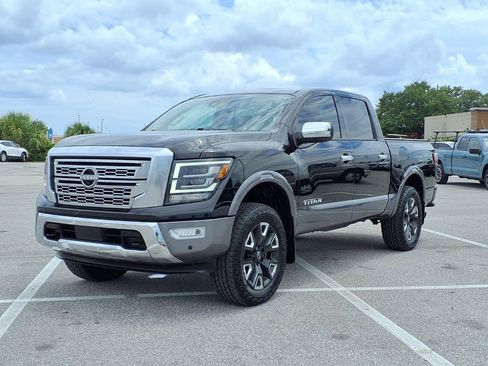 Used 2023 Nissan Titan Platinum Reserve w/ Moonroof Package AWD/4WD image 3