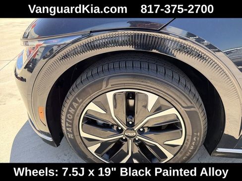 Used 2024 Kia EV6 Wind RWD image 22