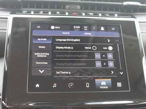 Used 2023 Jeep Grand Cherokee Laredo image 19