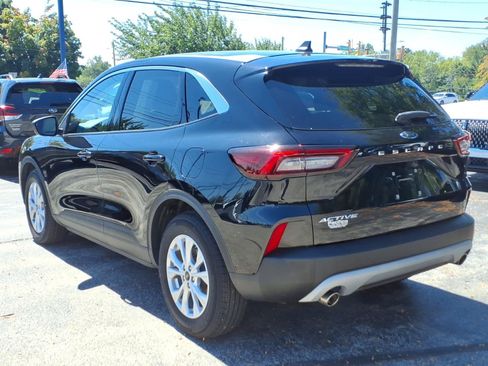 Certified 2023 Ford Escape Active FWD image 6