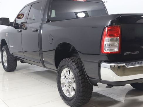 Used 2020 RAM 2500 Big Horn w/ Level 1 Equipment Group AWD/4WD image 21
