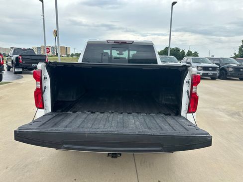 Used 2019 Chevrolet Silverado 1500 LTZ AWD/4WD image 12