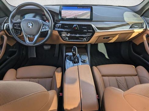 Used 2021 BMW 530i w/ Convenience Package RWD image 14