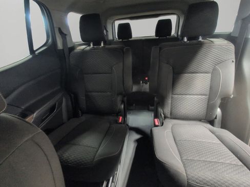 Used 2019 GMC Acadia SLE image 13