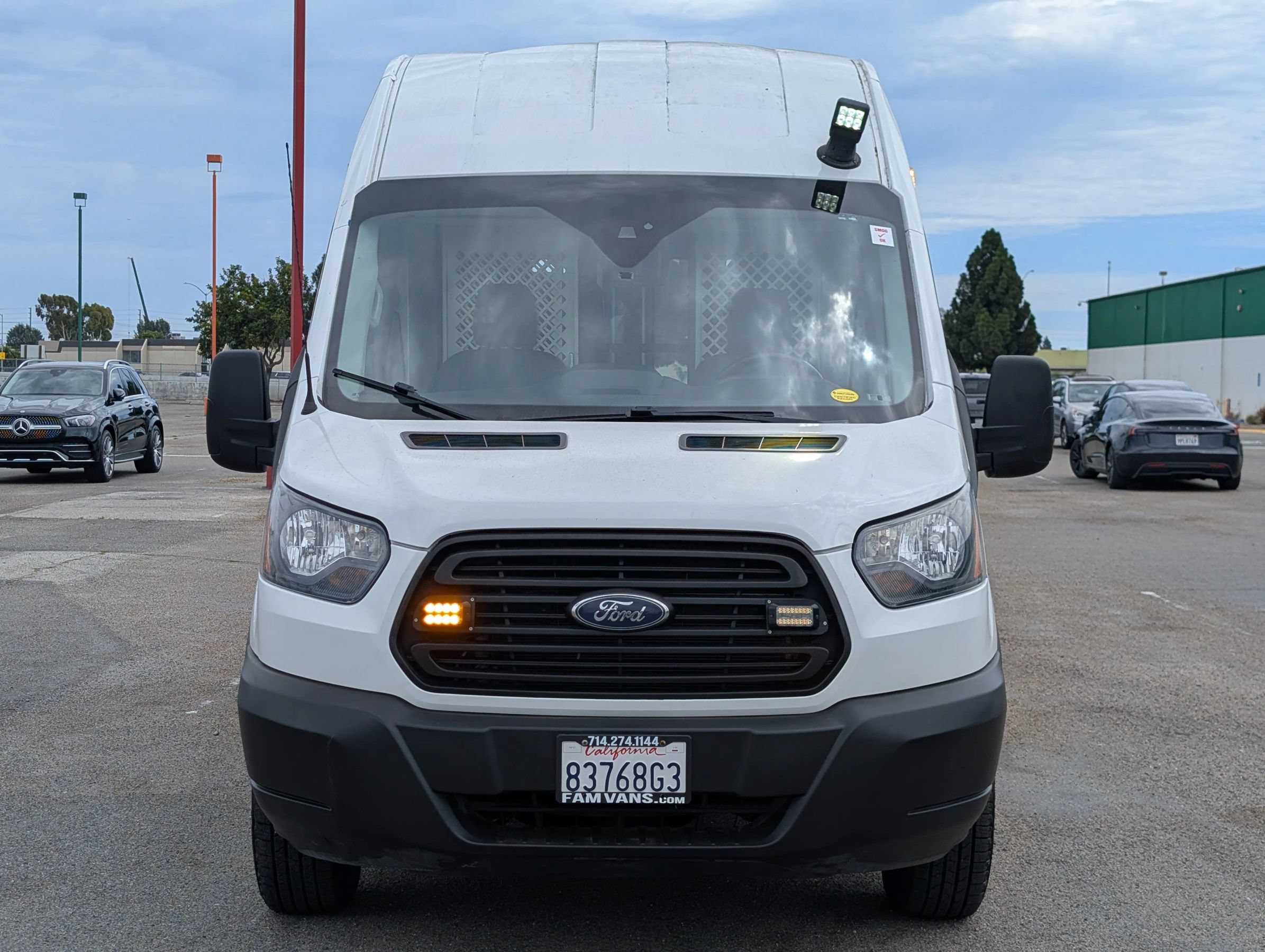 Used 2019 Ford Transit 250 148 High Roof Extended RWD image 3