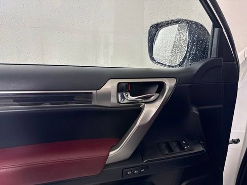 Certified 2023 Lexus GX 460 Premium w/ Premium Package AWD/4WD image 30