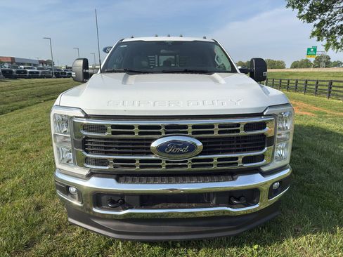 New 2026 Ford F350 XL w/ XL Chrome Package AWD/4WD image 2