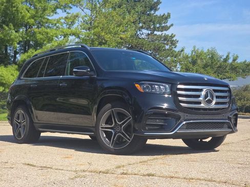 Certified 2024 Mercedes-Benz GLS 450 4MATIC image 2