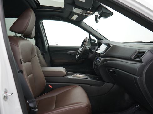 Used 2025 Honda Ridgeline RTL image 13