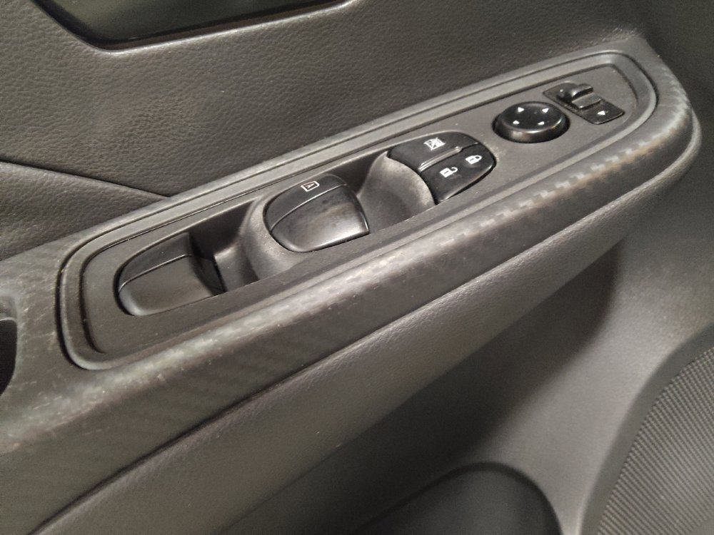 Used 2025 Nissan Versa S w/ Trunk Package FWD image 27