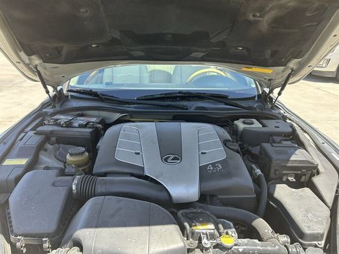 Used 2002 Lexus SC 430 Convertible RWD image 31