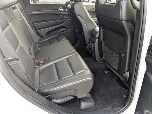 Certified 2022 Jeep Grand Cherokee Limited AWD/4WD image 27