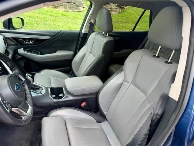 Used 2020 Subaru Outback Limited AWD/4WD image 5