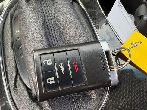 Used 2009 Chevrolet Corvette Coupe w/ Preferred Equipment Group RWD image 11