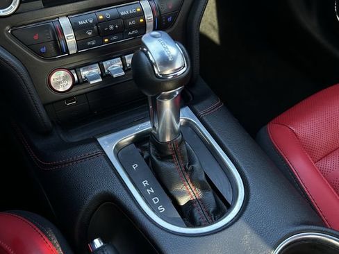 Used 2022 Ford Mustang GT Premium w/ Equipment Group 401A RWD image 22