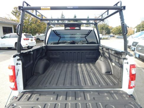 Used 2023 Ford F150 XL image 3