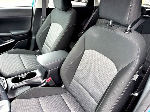 Used 2025 Kia Soul EX image 13