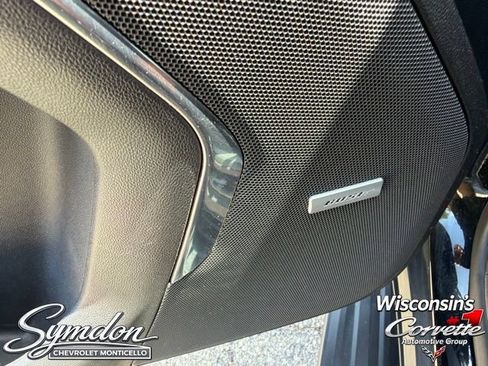 Used 2023 Chevrolet Suburban Premier AWD/4WD image 17
