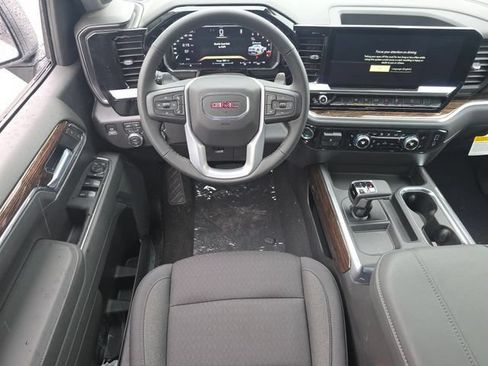 New 2026 GMC Sierra 1500 Elevation AWD/4WD image 3