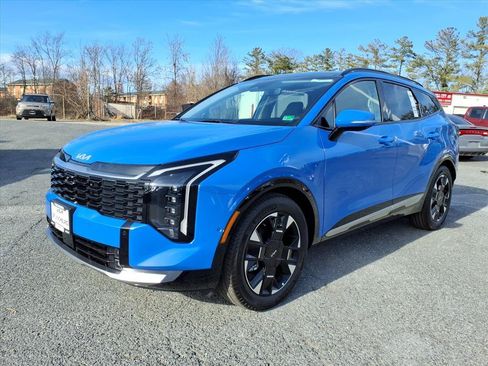 New 2026 Kia Sportage SX FWD image 8