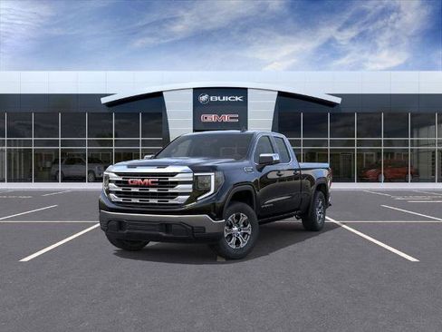 New 2026 GMC Sierra 1500 SLE image 8