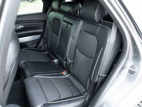 Used 2023 Genesis GV70 2.5T w/ Sport Prestige Package image 15