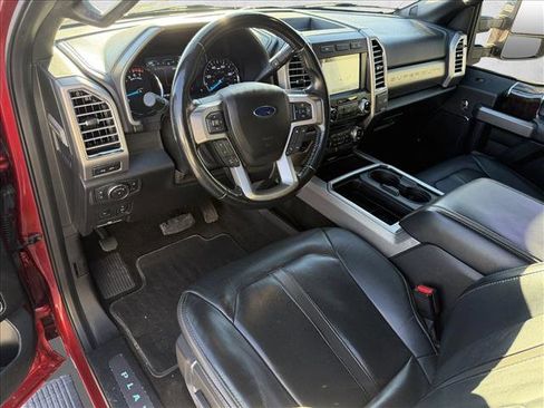 Used 2017 Ford F250 Platinum w/ Platinum Ultimate Package image 10