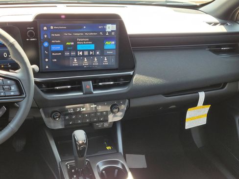 New 2026 Subaru Outback Limited AWD/4WD image 11