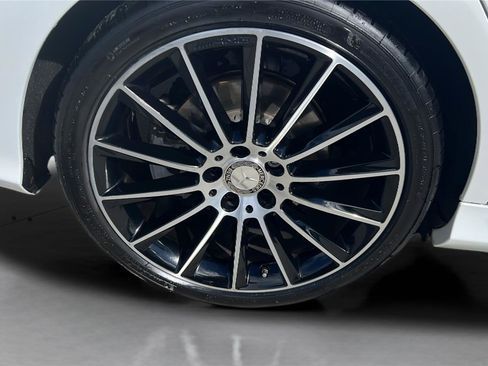 Used 2015 Mercedes-Benz C 300 Sport image 15