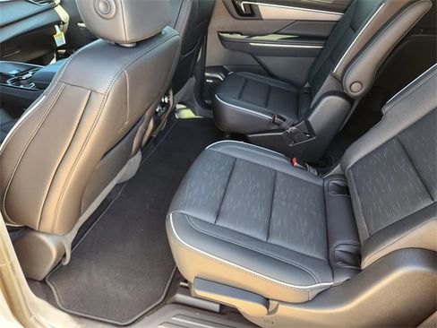 New 2025 Buick Enclave Sport Touring w/ Super Cruise Package image 18