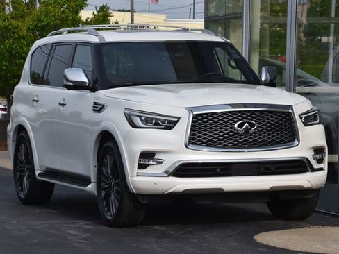 Certified 2023 INFINITI QX80 Sensory w/ All-Season Package AWD/4WD image 6