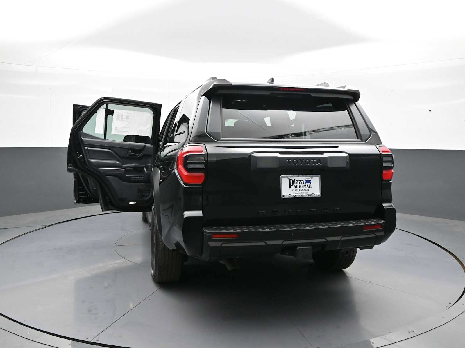 Certified 2025 Toyota 4Runner SR5 AWD/4WD image 46